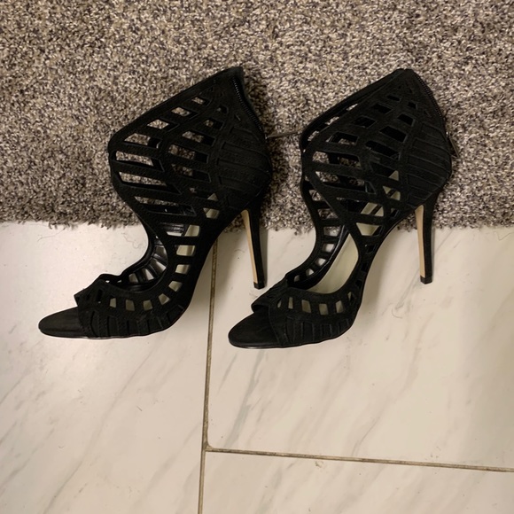 NWT BCBG Black Suede Caged Sandals - Picture 7 of 7